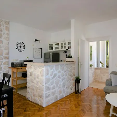 Apartamento Leda