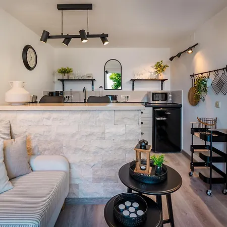 Leda Apartamento *