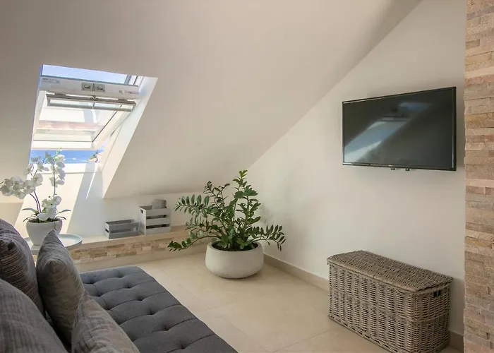 Апартаменты Leda *